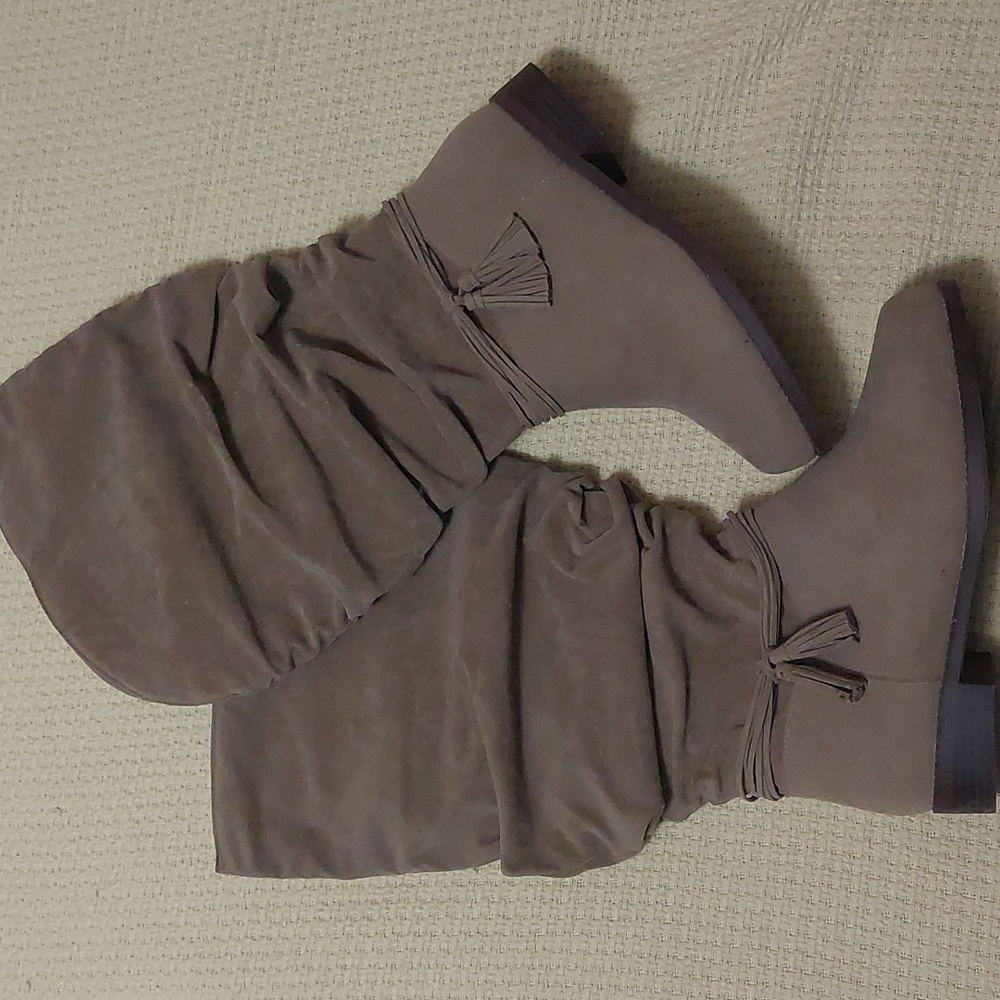 JustFab Rowena Tassel Slouch Boot Size 10